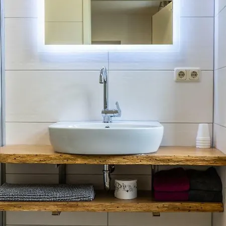 Im Zur Gruenen Wiese Daire *